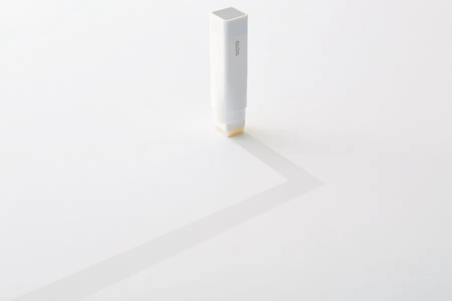 Zoomy Bungu KOKUYO GLOO Square Glue Stick for strong adhesive bonding in craft and office projects, shown in the image.
